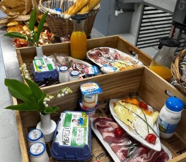 Vireux-Wallerand House | La Chapelle dans le bois