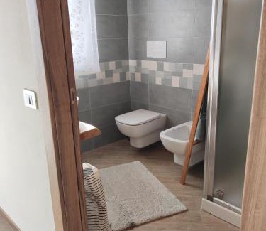 Tavernola House | La cornale