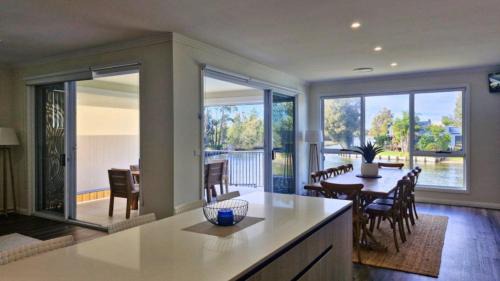 Sussex Inlet House | La Dolce Vita