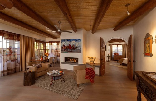 Downtown Santa Fe Hotel | La Fonda on the Plaza