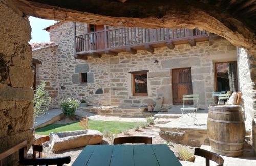 Ferreras de Arriba House | La Fontica