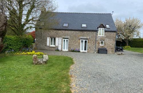 Couesmes-Vauce House | La Forge