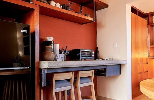 Ruta Independencia Apartment | La Fortaleza I:Loft w/AC & Prime Historic Center Location