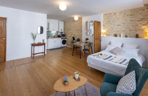 Rochefort Apartment | La Grainerie Loft - Centre-Ville