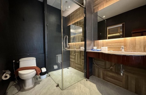 Sam Roi Yot Hotel | La Isla Pranburi Beach Resort