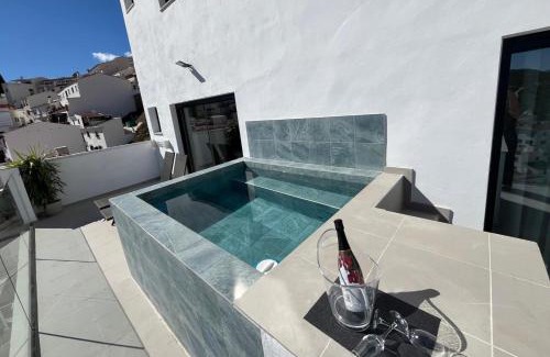 Almachar Apartment | La LIPA SUITES con piscina privada