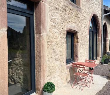 Etival-Clairefontaine Apartment | La Maison du Cocher