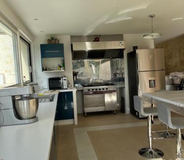 Saint-Aubin-de-Branne House | La maison de Charles