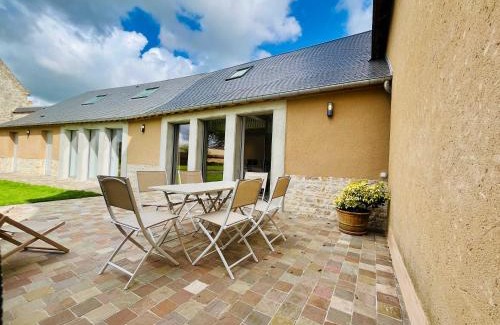 Carentan House | La maison de l'Orangerie - Charm & comfort in the very heart of Carentan