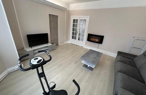Nevers House | La maison des Ducs, terrasse, BBQ, Proche centre