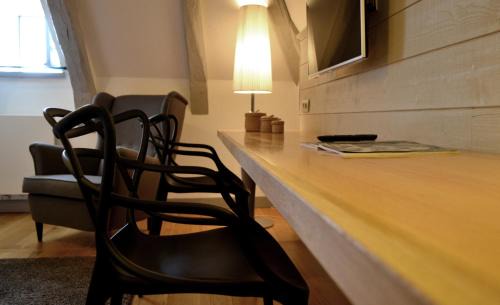 Auriac House | La Maison Des Jardins