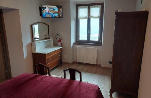 Postalesio House | La Pergola