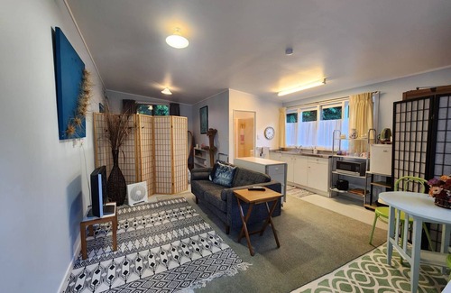 Kerikeri Apartment | La Petite Ferme Studio Kerikeri - 9 minutes drive from Kerikeri township