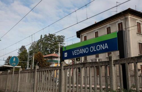Vedano Olona Apartment | La piazzetta