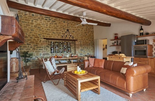 Castelnuovo Berardenga Apartment | La Porcilaia, Pretaccione, Castelnuovo Berardenga, Siena and Chianti