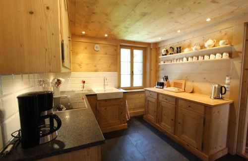 Rossiniere Apartment | La Portaz