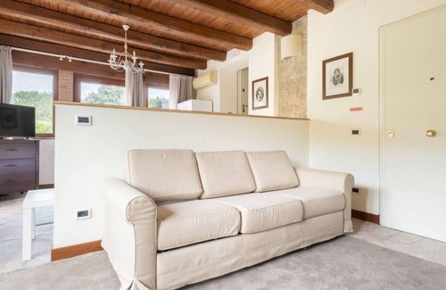 Sasso Marconi Apartment | La Quercia Entire Villa