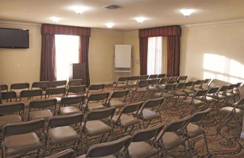 Moreno Valley Hotel | La Quinta by Wyndham Moreno Valley