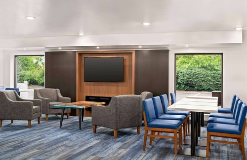 Tuttle Hotel | La Quinta Inn by Wyndham Columbus Dublin