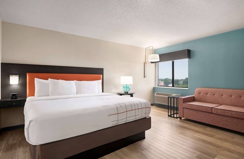 Tuttle Hotel | La Quinta Inn by Wyndham Columbus Dublin