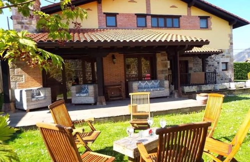 Barrio de Arriba Apartment | La Riguera de Ginio