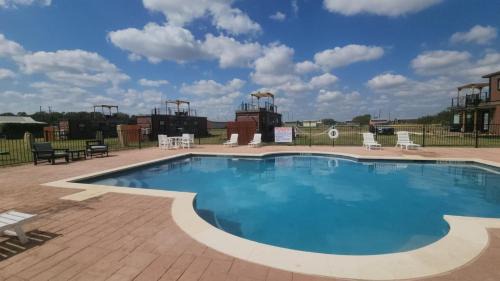 Fredericksburg Resort | La Rioja Station Patio 1br Wine Escape
