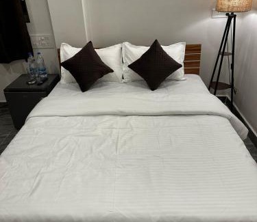 Arambol Hotel | La Serene Inn