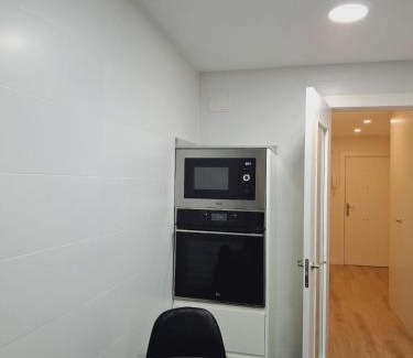 Burgos Apartment | La Villa 4