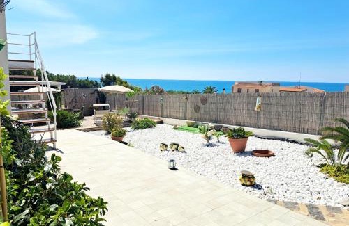 Pisciotto-Carrubella House | La Villa di Eracle