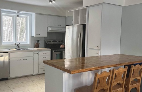 Temiscouata Regional County Municipality House | La Villa Rustique Sum