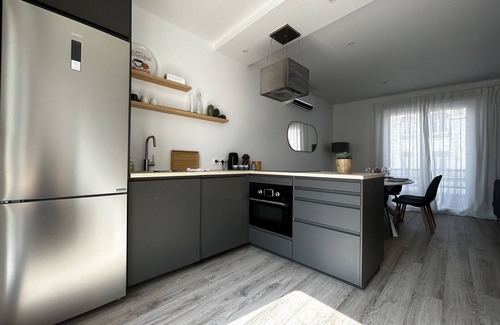 Barbatre Apartment | La Voie des Sacres - Cathédrale de Reims