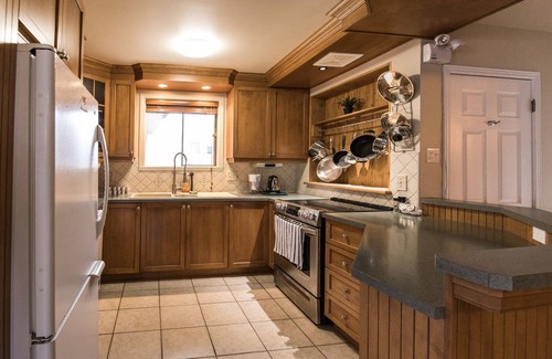 Lac-Brome House | Lac Brome 5 Bedrooms With Hot tub (CITQ # 133781)