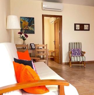 Villanueva de Tapia House | LaFrenchTouch - Escapada rural en una coqueta casa