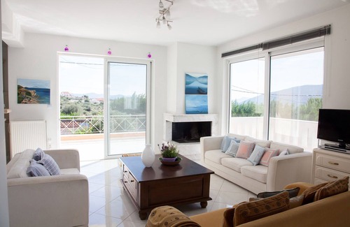 Saronikos House | Lagonissi Luxury house