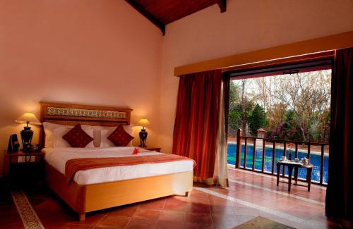 Medchal Hotel | Lagoon Bay Hotel at Leonia