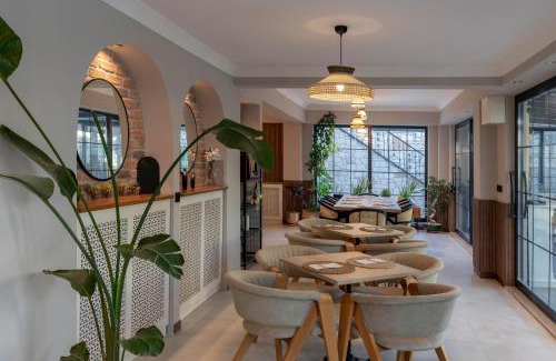 Altinova Hotel | Lagun Palas