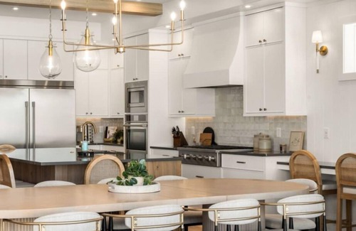 St. George House | Laguna Matata at Desert Color (by Ember Stays)