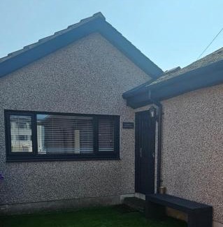 Saltcoats Villa | Laighdykes Guest Cottage