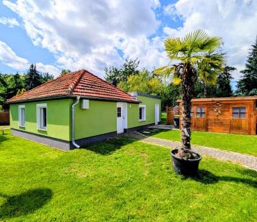 Laasow House | Lake & Bike Holidays Wüstenhain, Ferienhaus am Gräbendorfer See