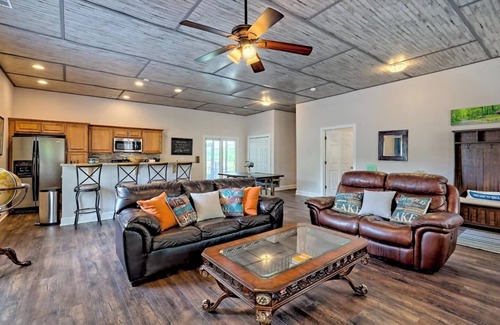 Hiawassee House | Lake Chatuge Bungalow by Chatuge Home Concierge Lake and mountain view, fire pit, pet friendly