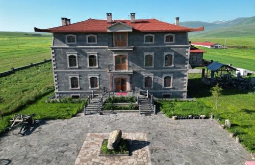 Cildir Hotel | Lake Cildir Lodge