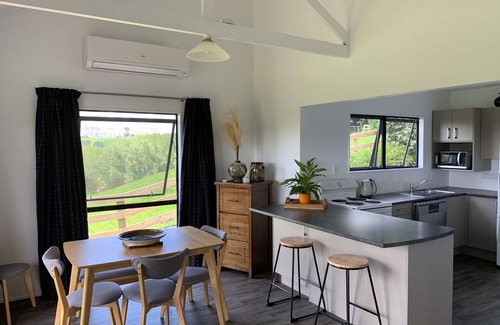 Wharepapa South House | Lake House - Arapuni -Pukeatua, close to Cambridge/Matamata/Te Awamutu.