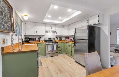 Sudden Valley House | Lake in front - Golf in the back - Great rental
