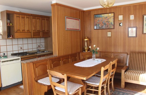 Solto Collina House | Lake Iseo - Detached house with Finnish tub garden WI-FI outbuilding