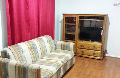 Lakehead-Lakeshore Hotel | Lake Shasta Lodge