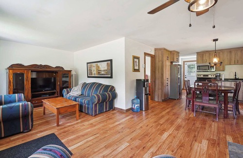 Saint-Michel-des-Saints Ski Chalet | Lake Taureau - Le Mystic