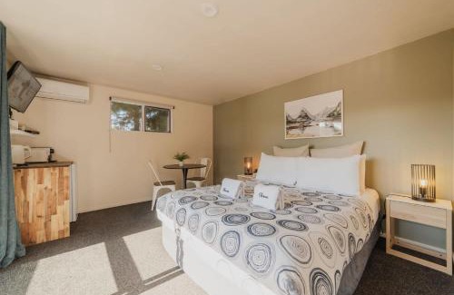 Lake Tekapo House | Lake Tekapo Comet Studio - Starry Skies