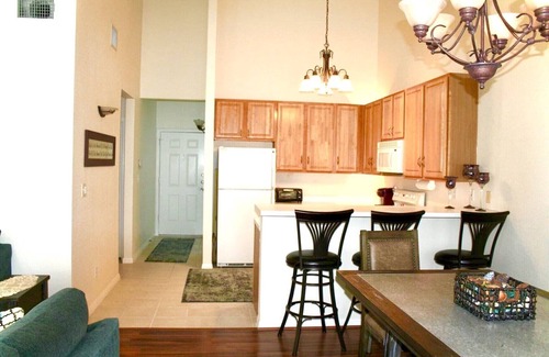 Comanche Point At Point Venture House | Lake Travis Waterfront Home. Views, Boat Ramp, Golf Course & More! - Sleeps 9
