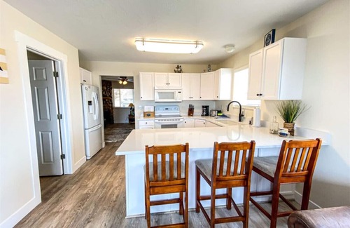 Harbor Village Condo | Lake View Condo 871 # 4 with amazing views