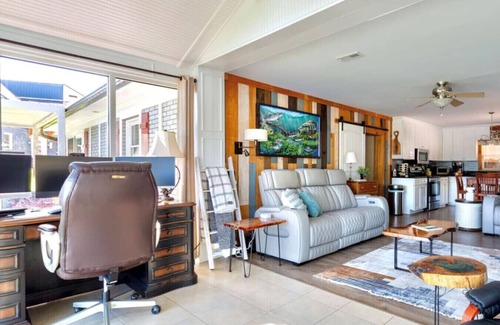 Sherrills Ford House | Lakefront 3BR Dock + Boat Ramp, Pet-Friendly